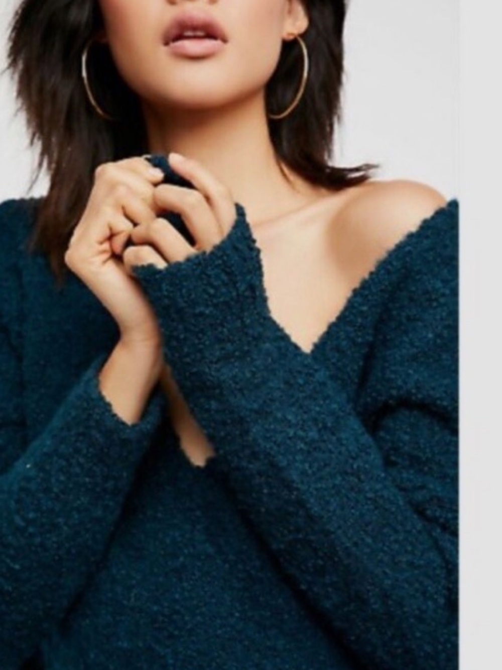 FREE PEOPLE LOFTY V NECK SWEATER🌸